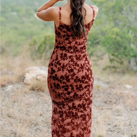 Elegant Brown Floral Dress - Picture 2 of 5